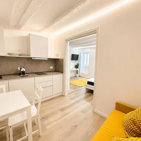 Relais - Soggiorni Le Grotte Ξενοδοχείο με διαμερίσματα Camerano