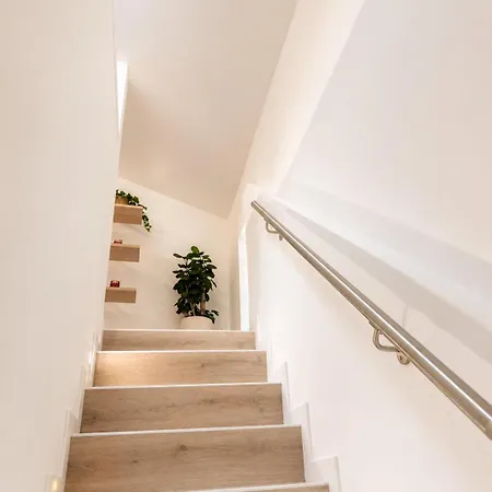 Relais - Soggiorni Le Grotte Ξενοδοχείο με διαμερίσματα Camerano